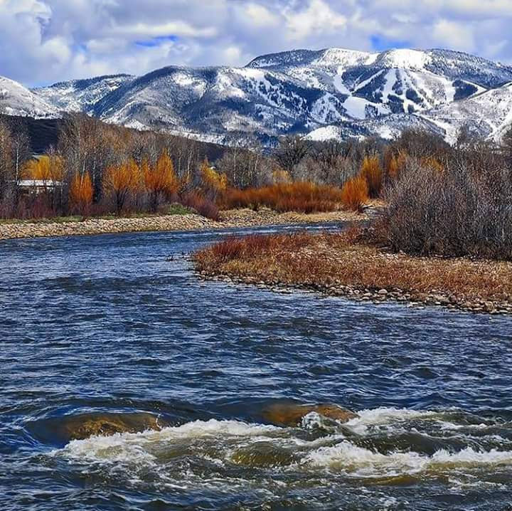 Snowy Mountain River Serenity Vista.jpg