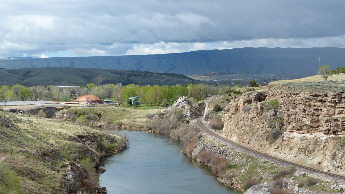 Scene in Afternoon.jpg